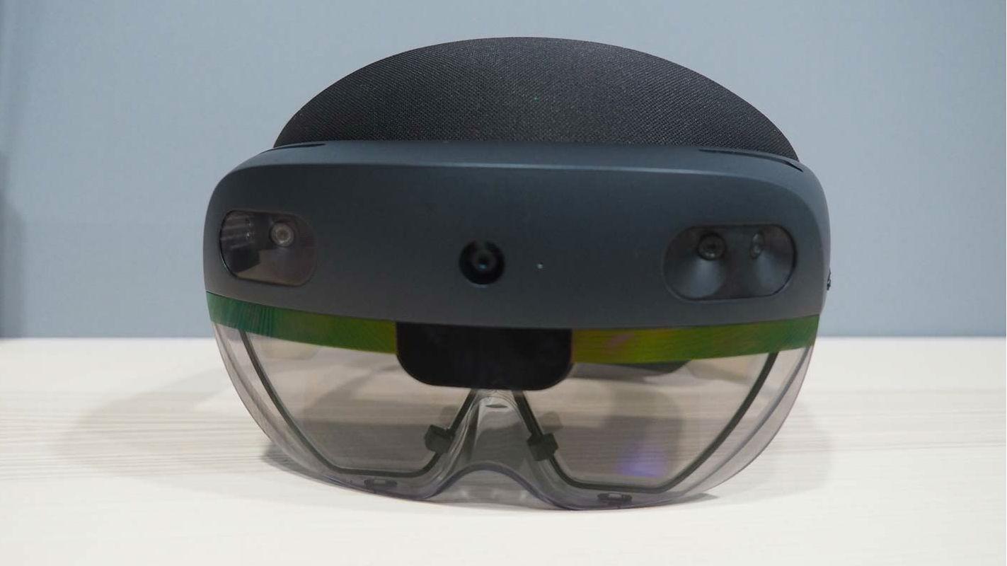 Microsoft Reveals $3,500 HoloLens 2 Developer Kit