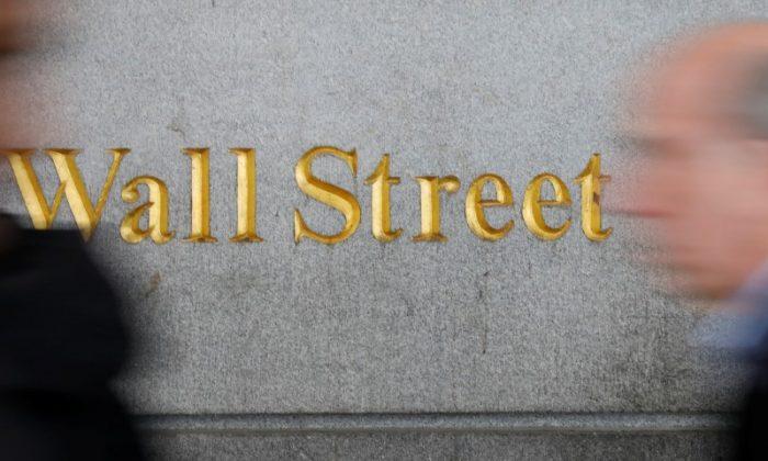 Wall Street Looks to Fed Outlook for Early Christmas Gift