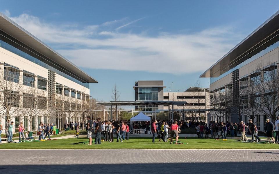 Apple to open $1bn Austin campus despite ‘peak iPhone’ concerns