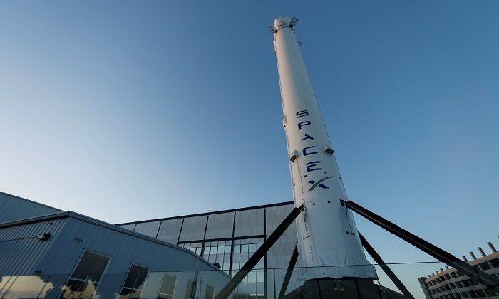 SpaceX to Cut Workforce as It Prepares to Develop Interplanetary Spacecraft, Space-Based Internet