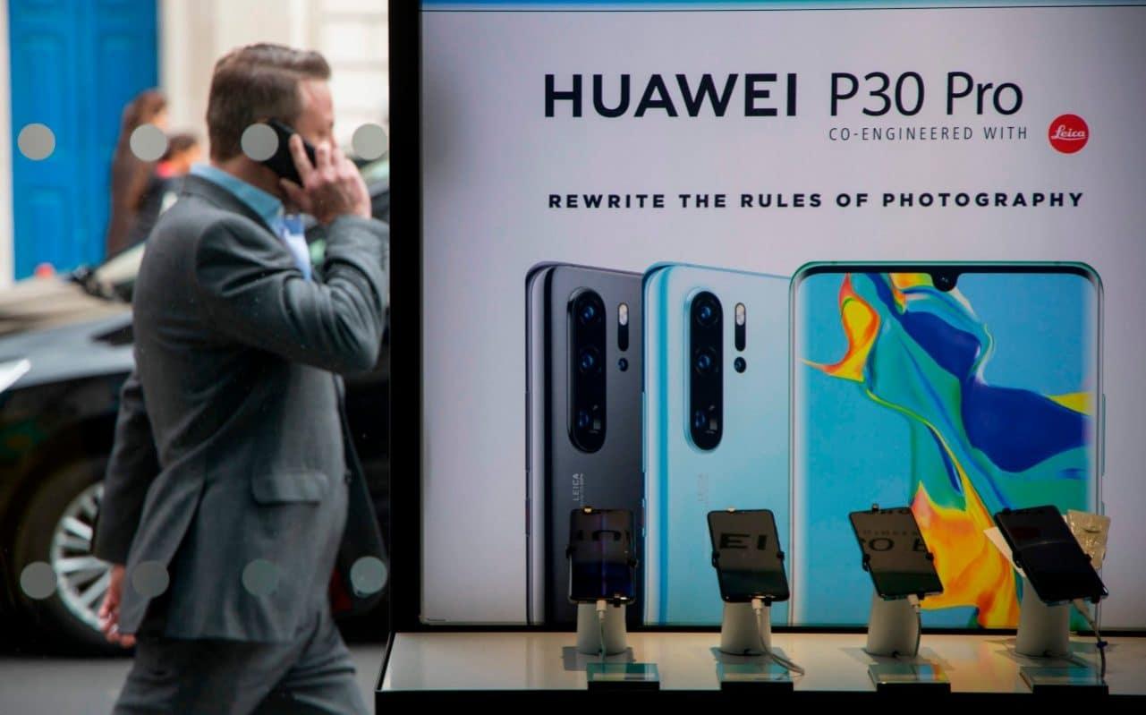 EE abandons launch of Huawei 5G phones amid US ban